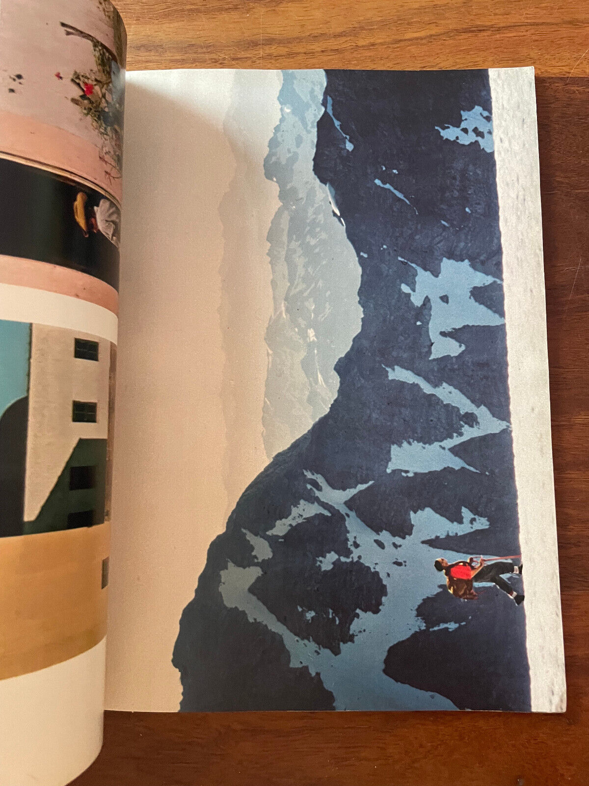 COLOR PHOTOGRAPHY ANNUAL MAGAZINE 1960