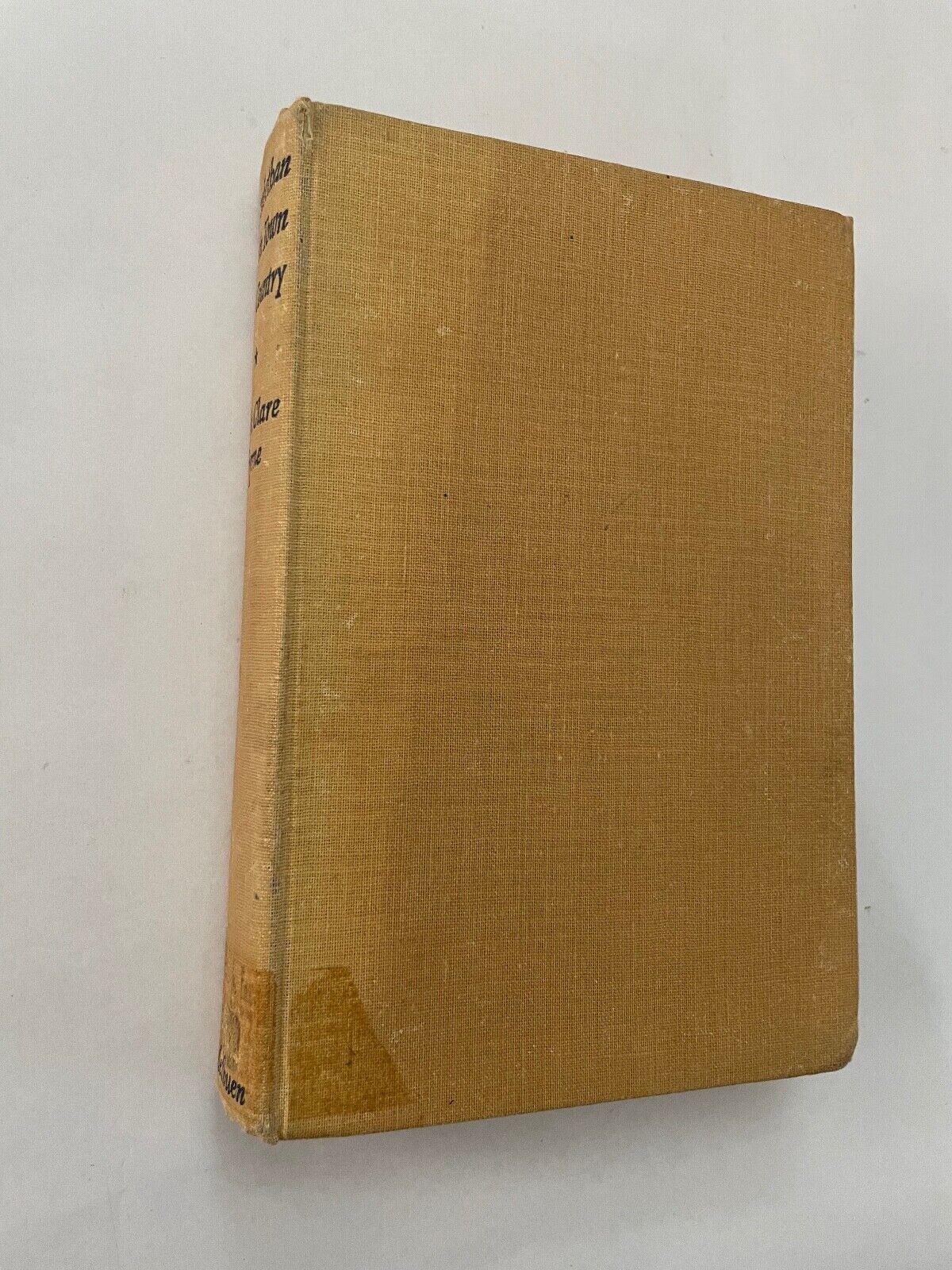 Elizabethan Life in Town and Country by M. St. Clare Byrne