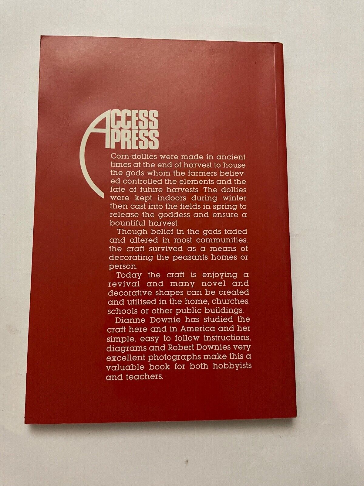 Corn Dollies by Dianne Downie