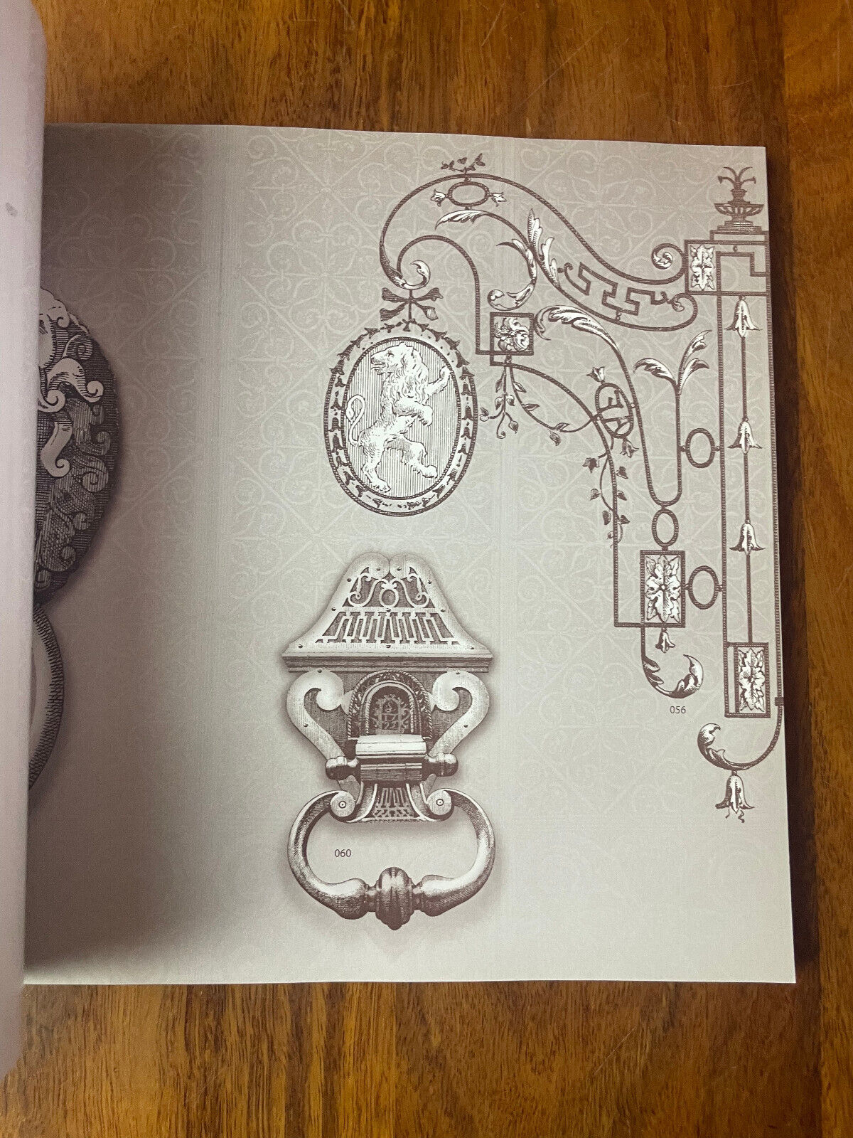 Artistry in Iron: 183 Designs, Includes CD-ROM (Dover Pictorial Archive) by Ra