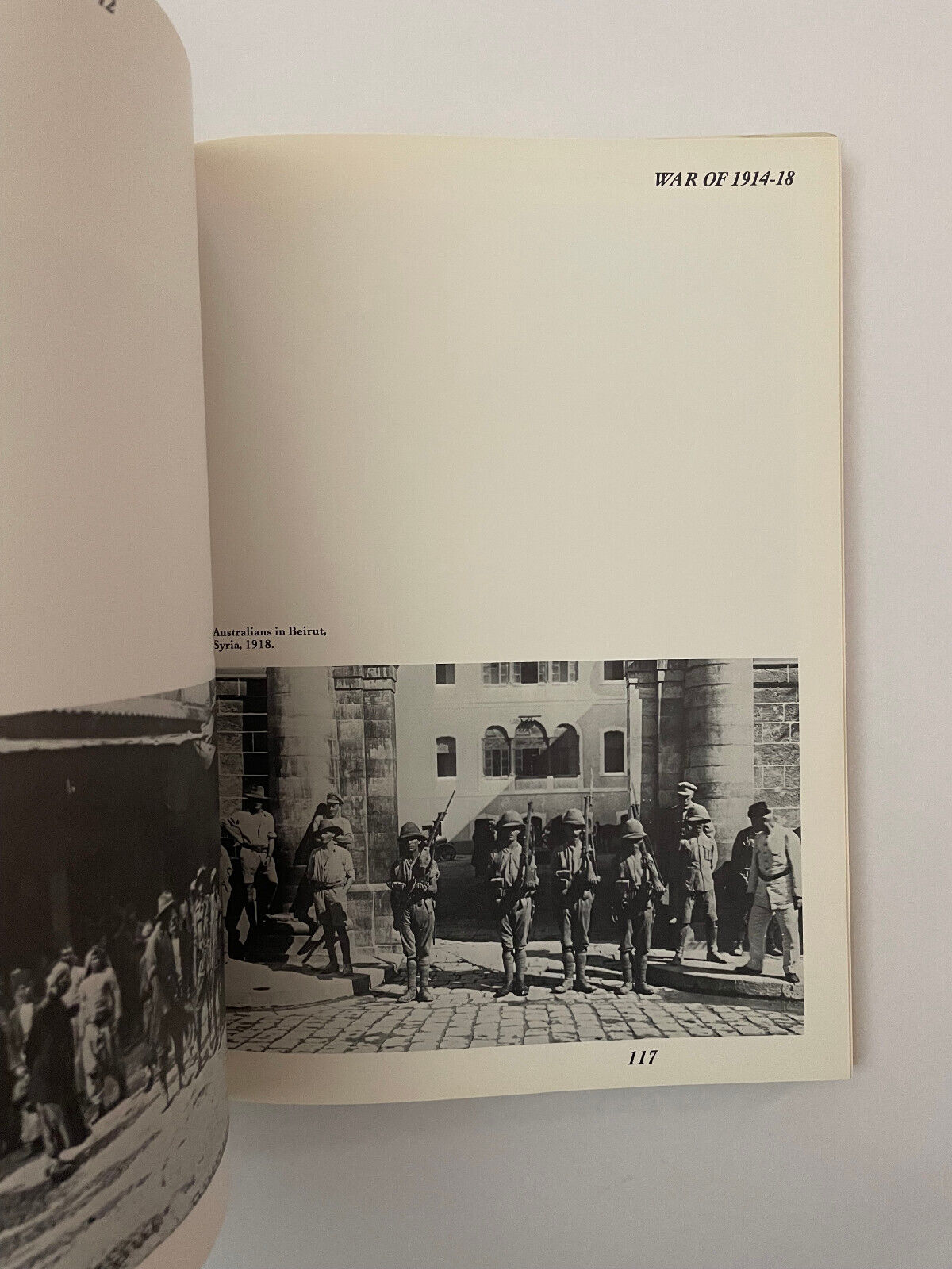 Australians at war, 1885-1972: Photographs from the collection of the Australian