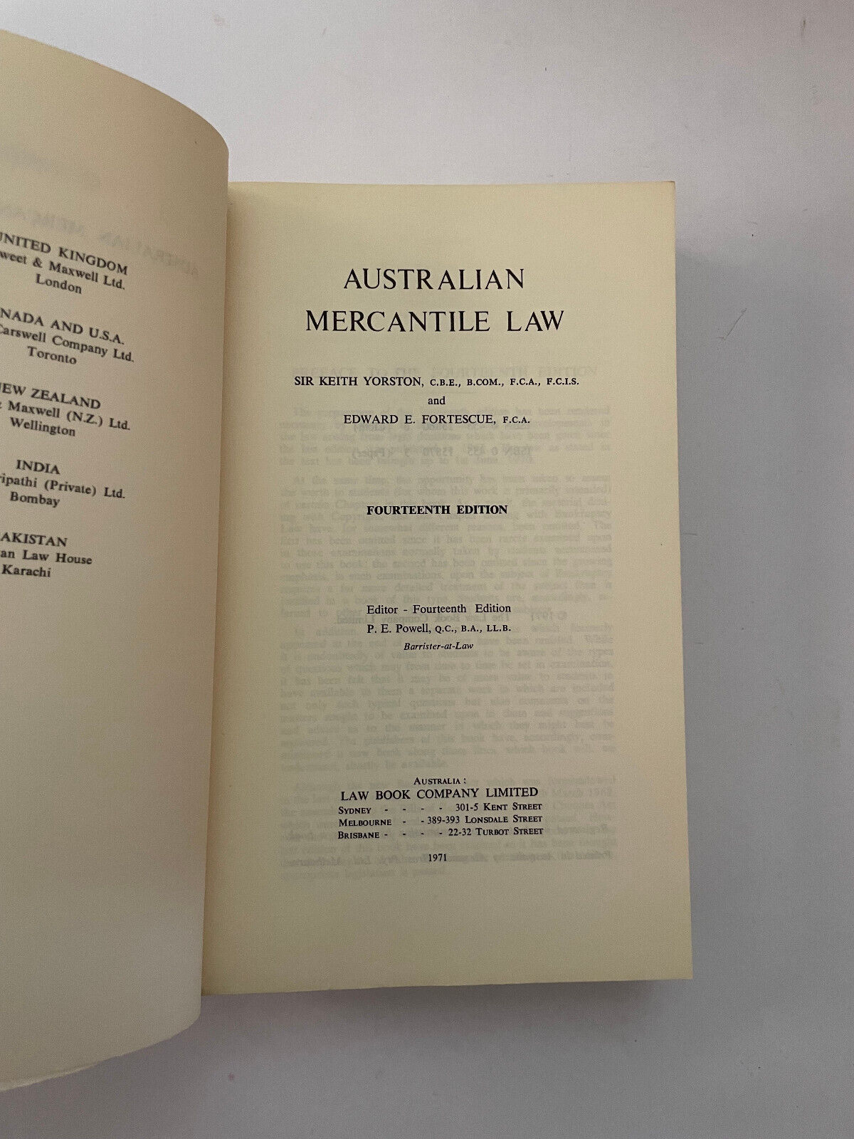 Australian Mercantile Law: 14th Edition. Yurston & Fortescue. Law Book Co. 1971.