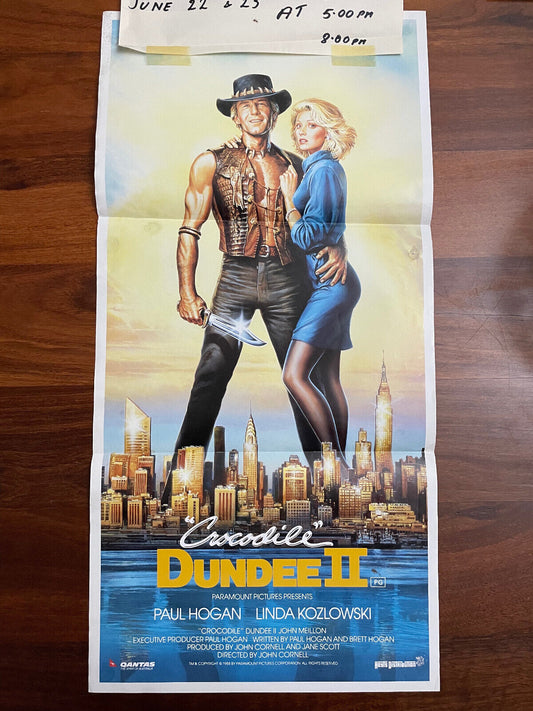 CROCODILE DUNDEE II Original Daybill Movie poster Paul Hogan Linda Koslowski