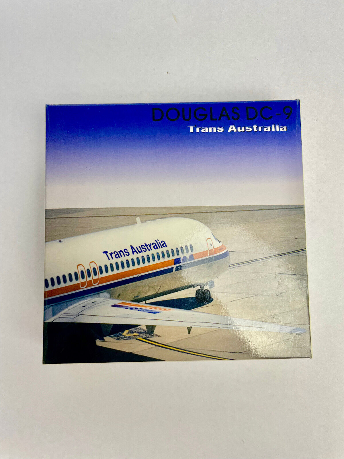 Netmodels TAA Trans Australia Airlines DC-9-31 1:400