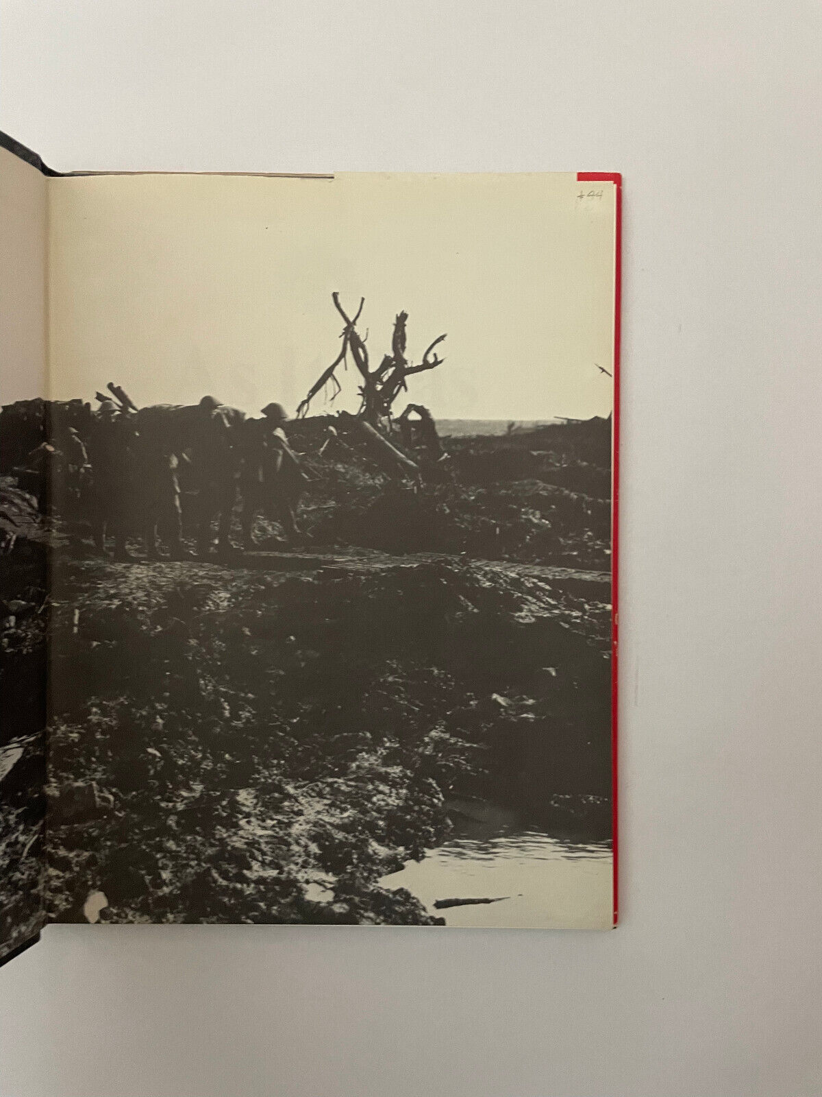 As It Was – A graphic frontline record in pictures, the majority never before pu