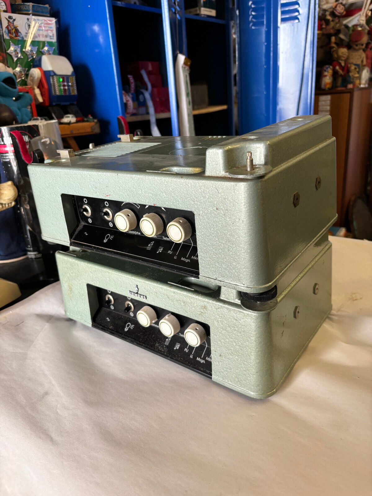 Pair of Siemens Smf V 4b Valve Amplifiers
