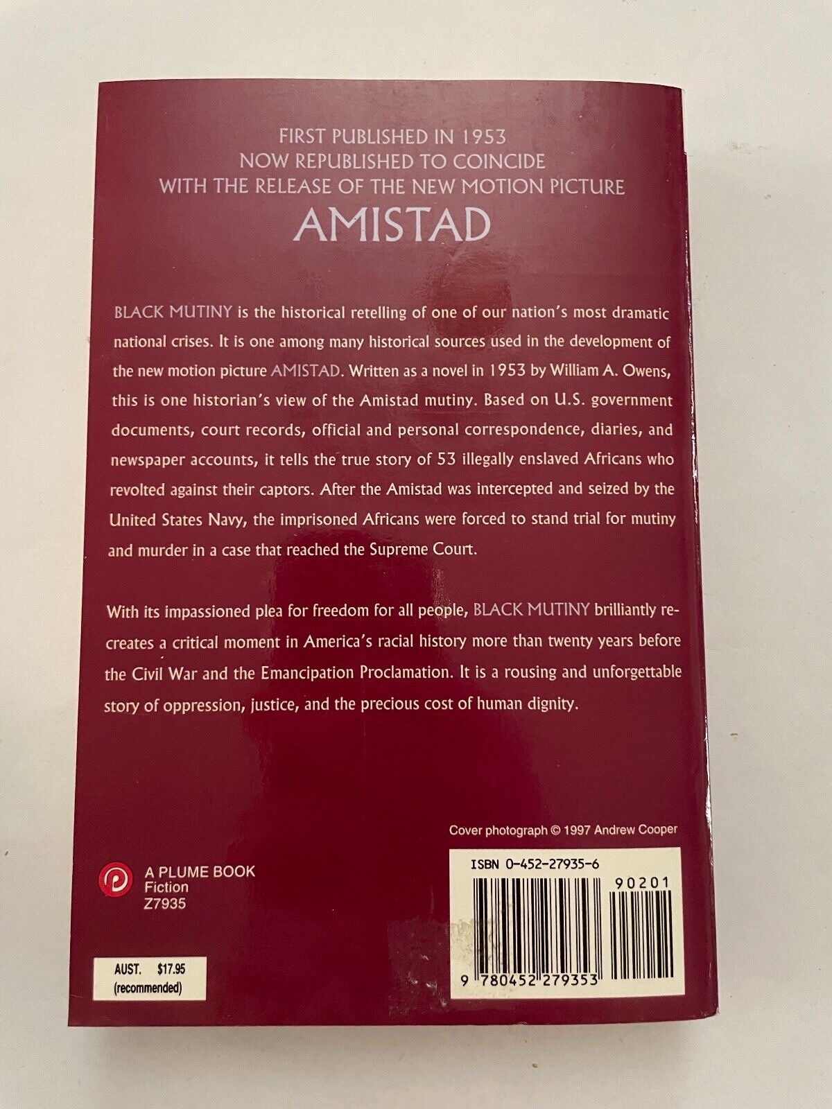 Black Mutiny: Revolt on the Schooner Amistad by Owens, William