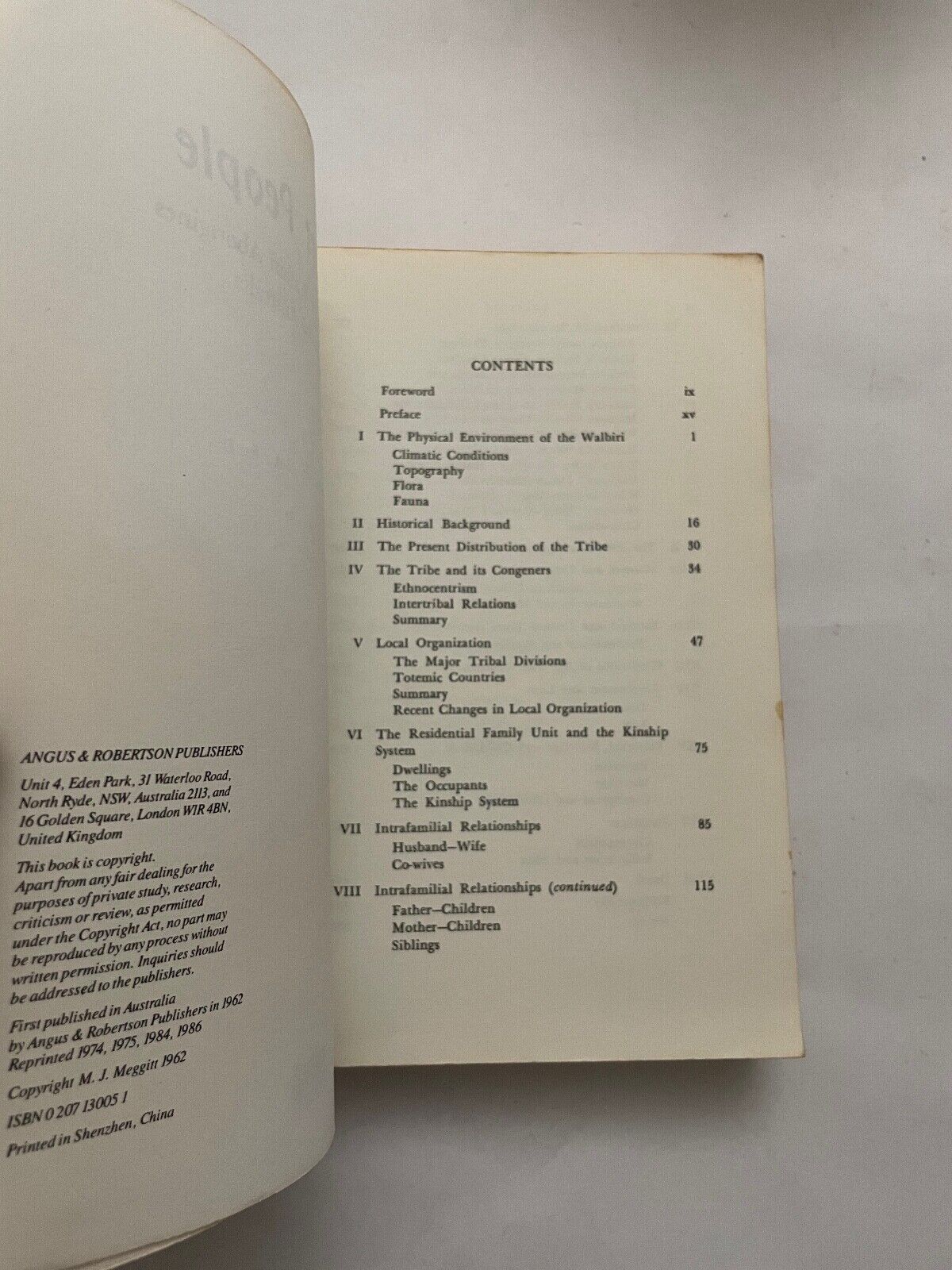 DESERT PEOPLE: A STUDY OF THE WALBIRI ABORIGINES OF By Mervyn Meggitt