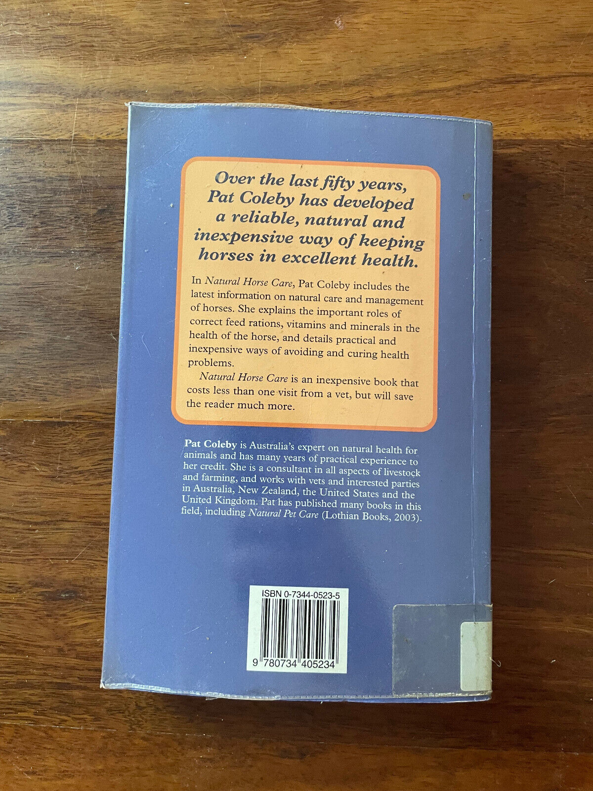 Natural Horse Care: A Practical Guide by Pat Coleby (English) PRP7a