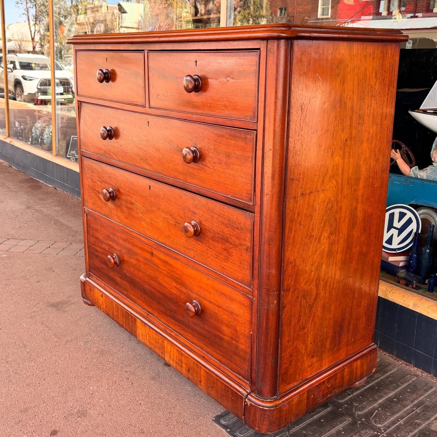 Victorian Australian Cedar Chest of Drawers c.1870