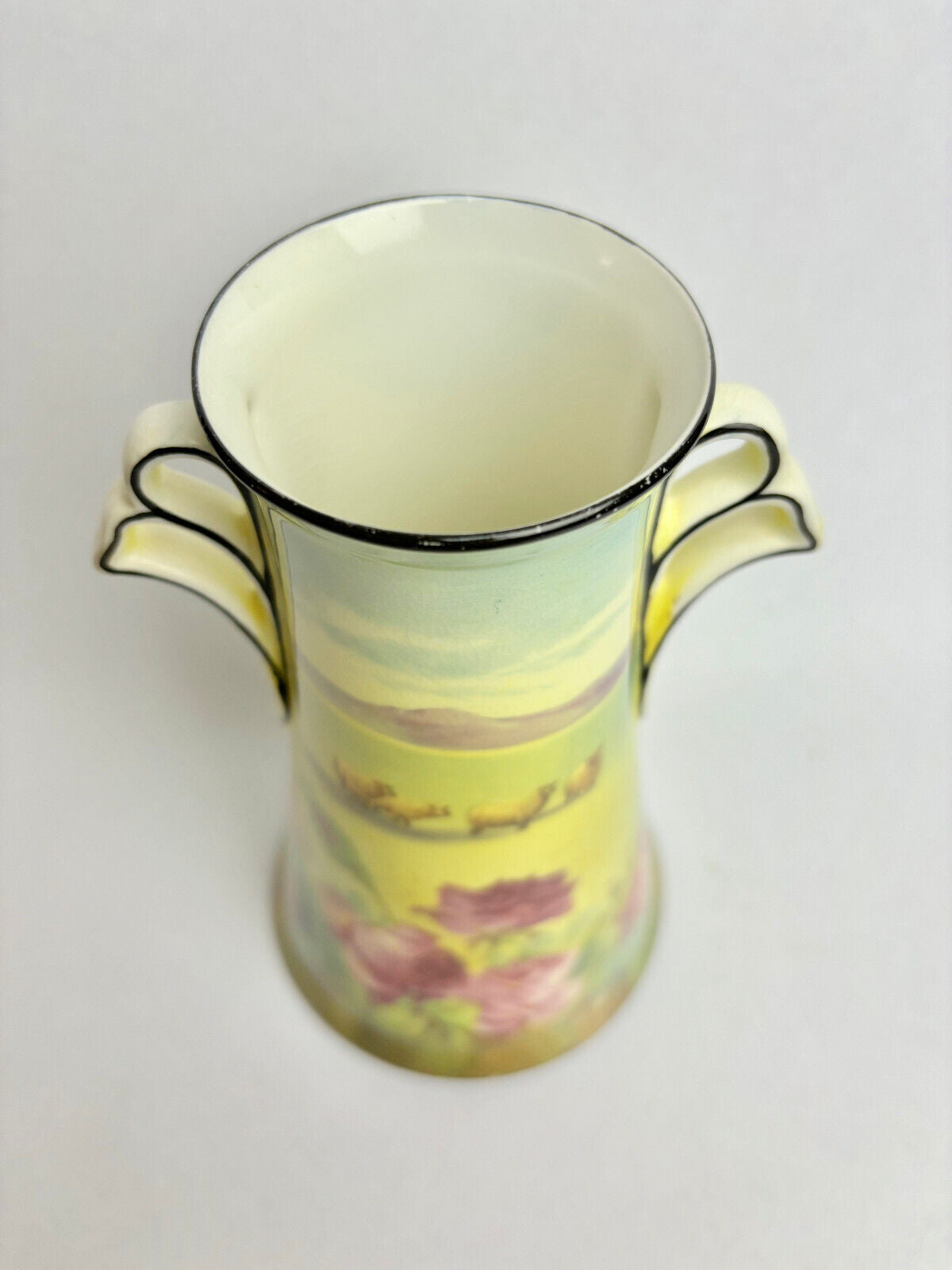 Royal Doulton Vase Sheep Roses 17cm