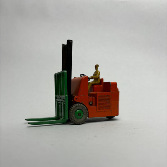 Vintage 1950s Dinky Meccano 401 Coventry Climax Fork Lift Truck