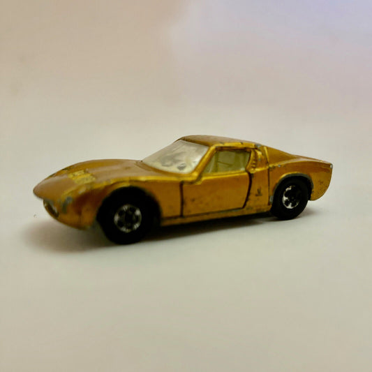 VINTAGE LESNEY MATCHBOX SERIES NO 33 LAMBORGHINI MIURA GOLD