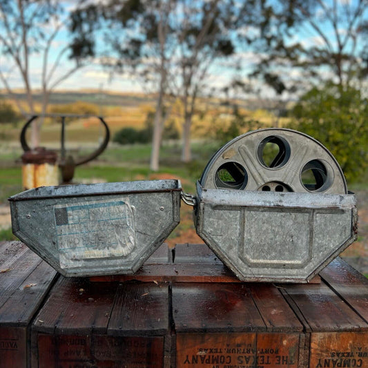 Vintage 35mm Film Canister Reels Carrying Case with Three Empty Metal Film Reels