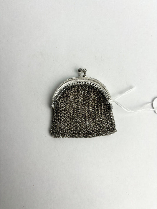 Antique Victorian White Metal Plated Mesh Coin Purse 7cm tall