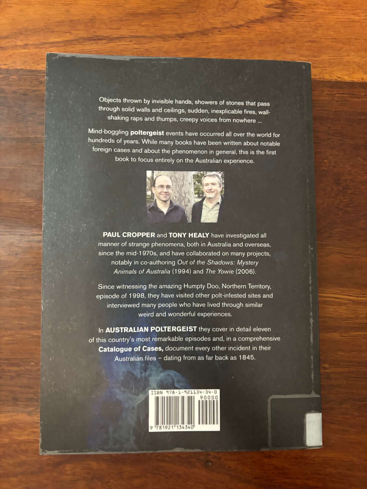 Tony Healy Paul Cropper Australian Poltergeist (Paperback)