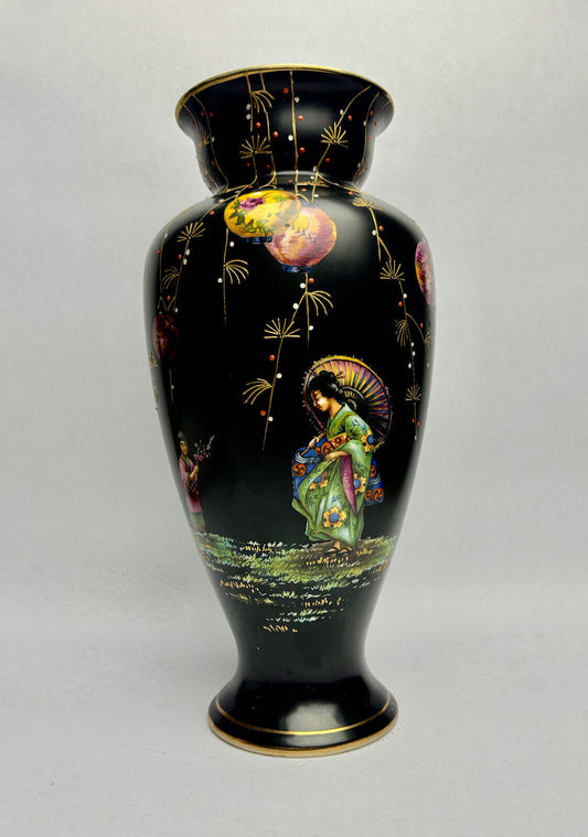Falcon Ware by Thomas Lawerence 30cm tall