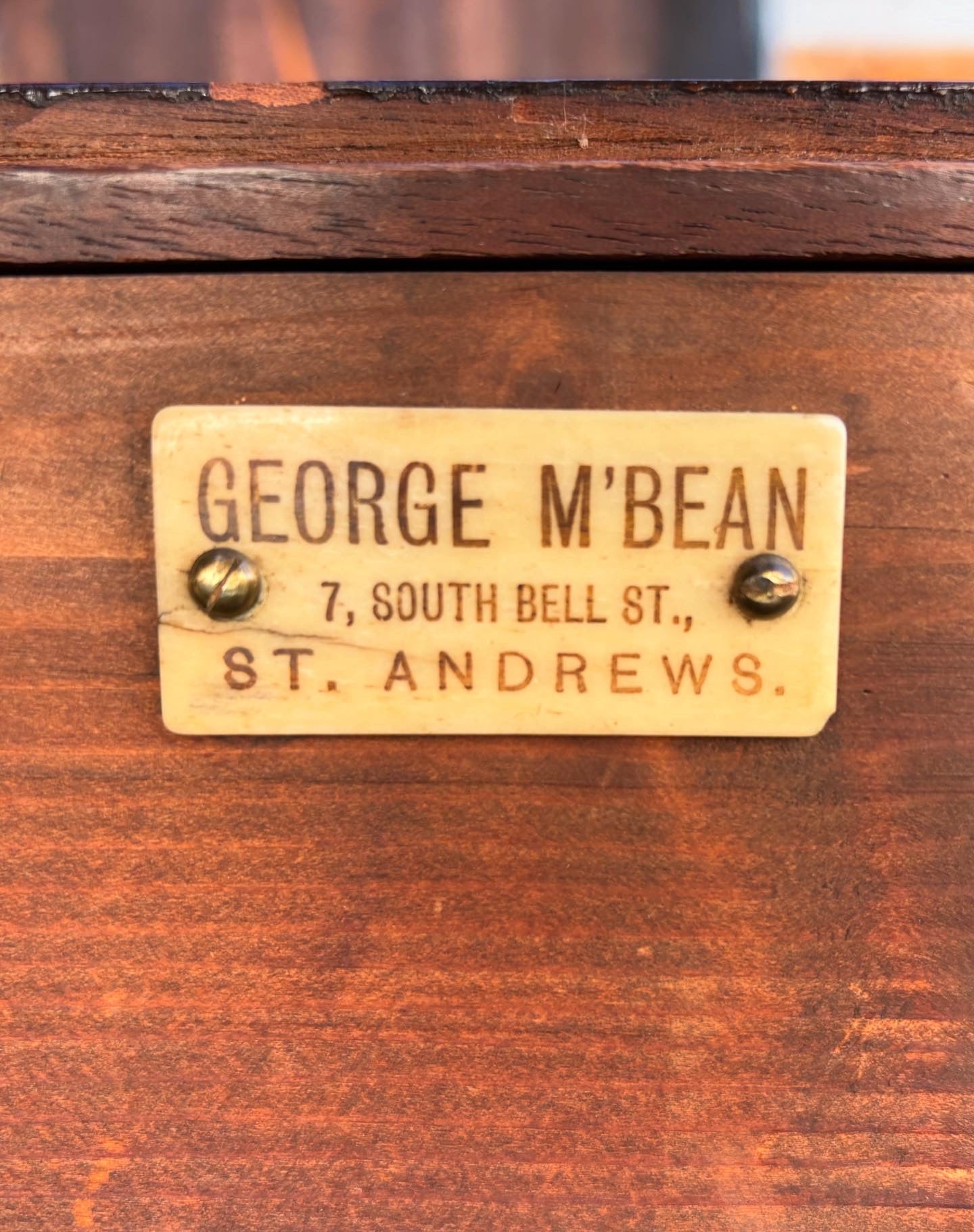 Victorian Mahogany Bookcase Cabinet – George M’Bean, St Andrews (c.1880–1900)