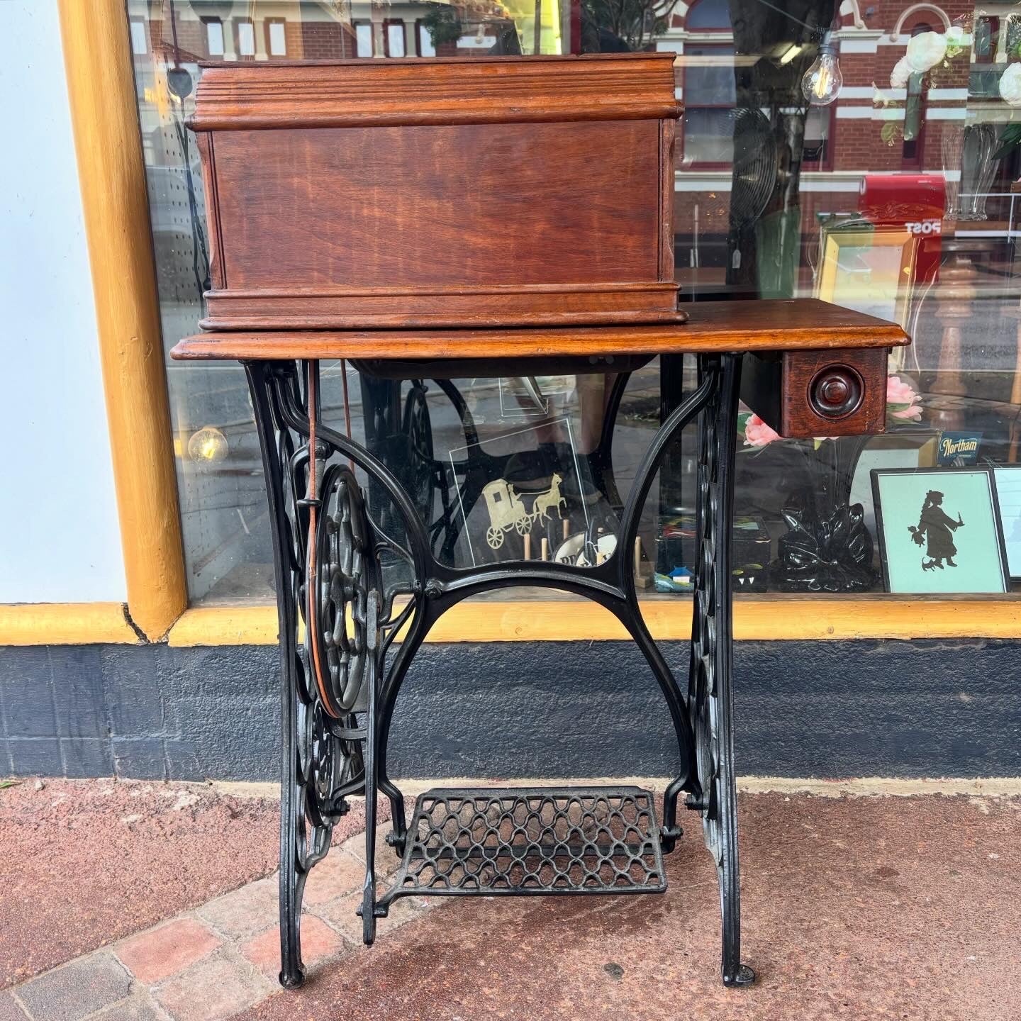 Singer Treadle Sewing Machine with Cast Iron Base & Timber Top