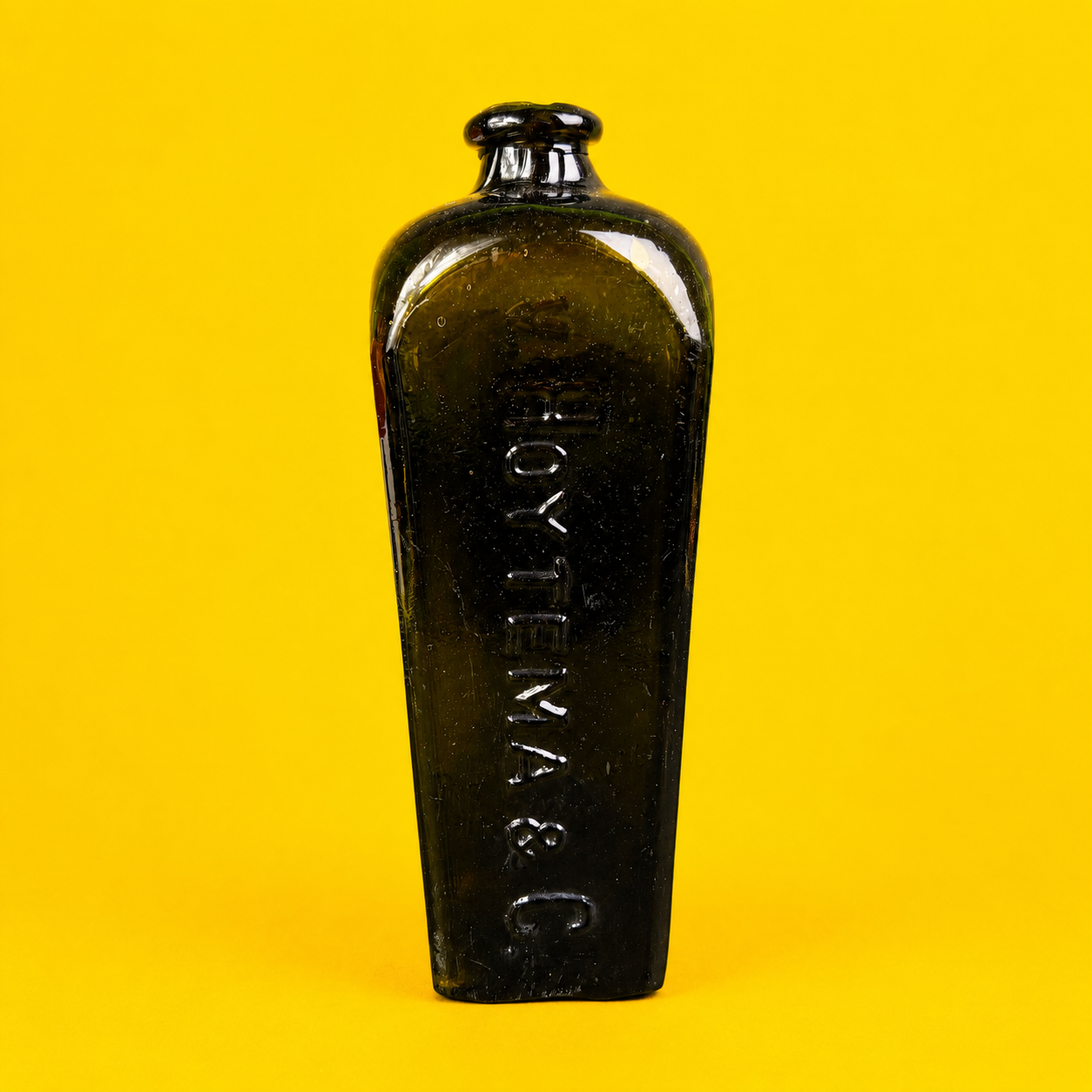 Vintage Hoytema & Co Black Glass Gin Bottle – 30cm – Australian Apothecary Spirit Bottle