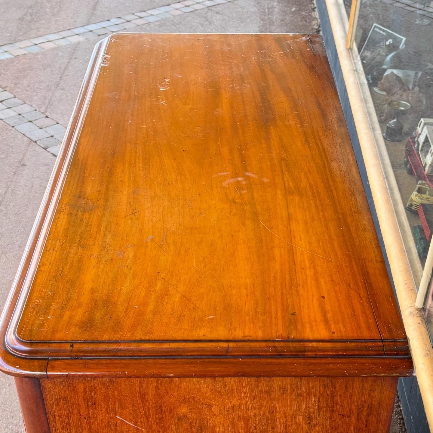 Victorian Australian Cedar Chest of Drawers c.1870