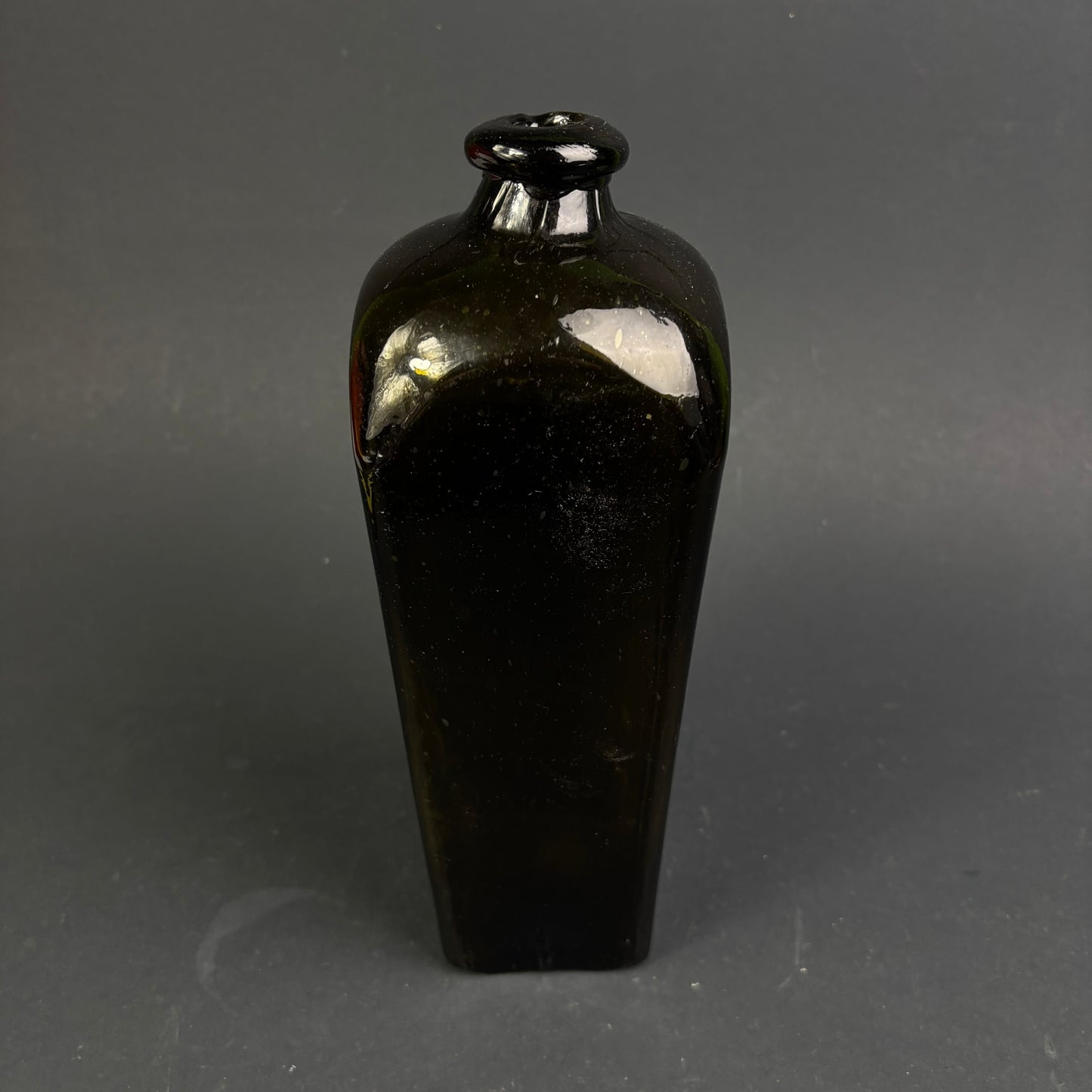Vintage Hoytema & Co Black Glass Gin Bottle – 30cm – Australian Apothecary Spirit Bottle