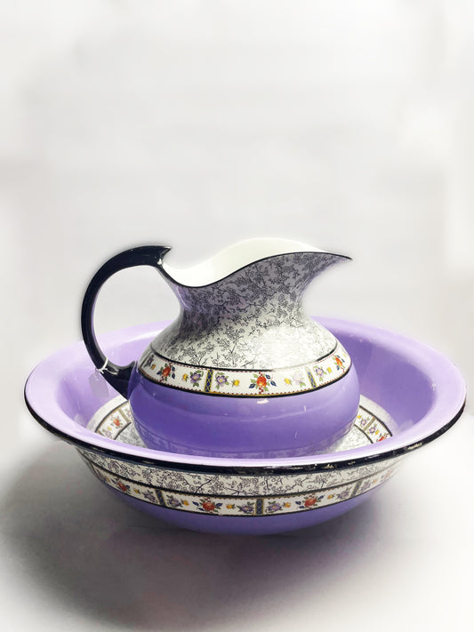 Extra-large Lilac Edwardian wash jug and basin