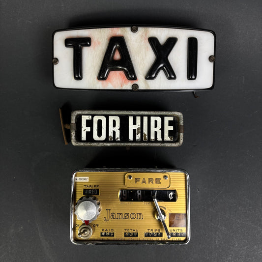 Vintage Australian Taxi Memorabilia Display Set – Northam Provenance – Working Janson Taximeter & Illuminated Signs