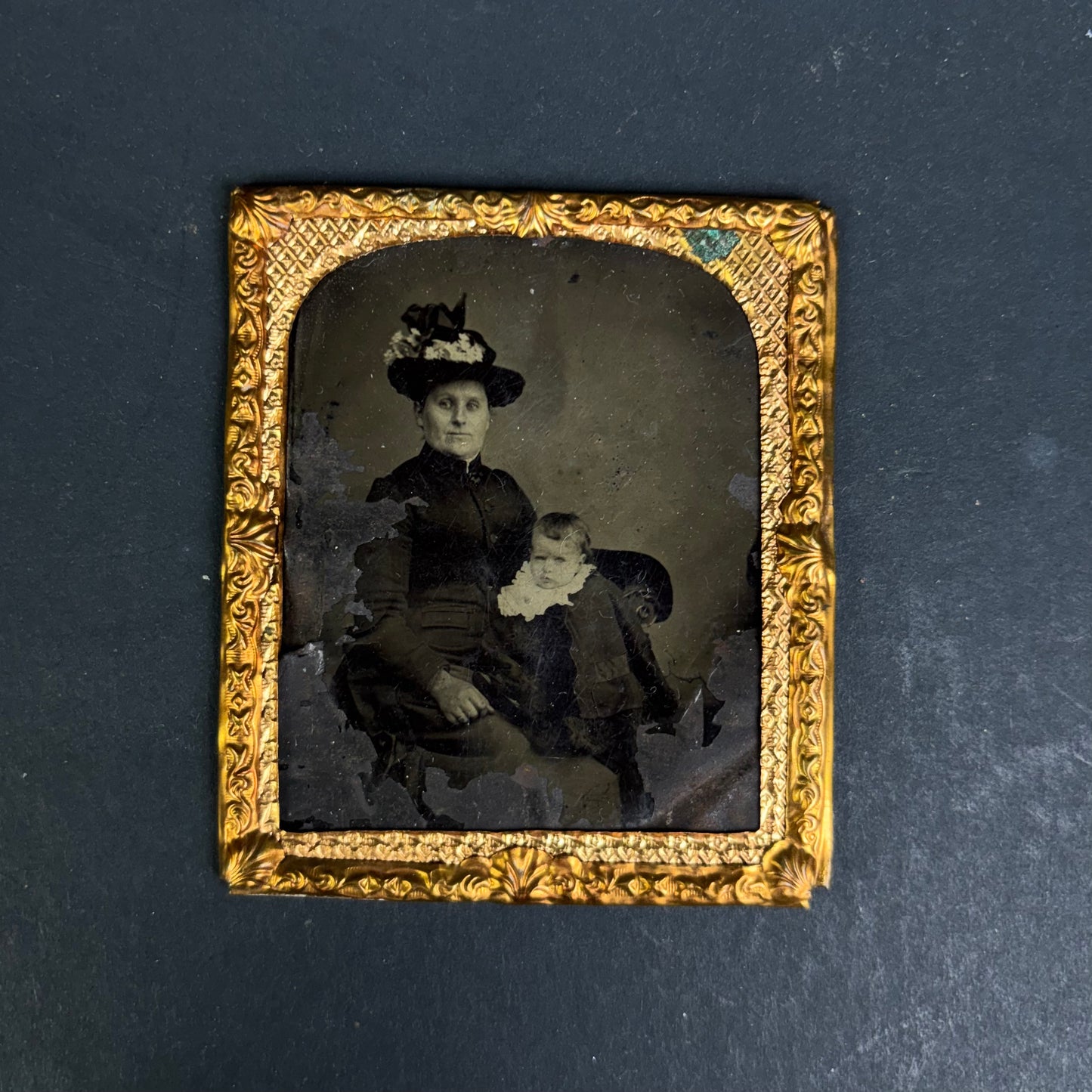Victorian Tintype (Ferrotype) Portrait – Mother & Child c.1890–1900