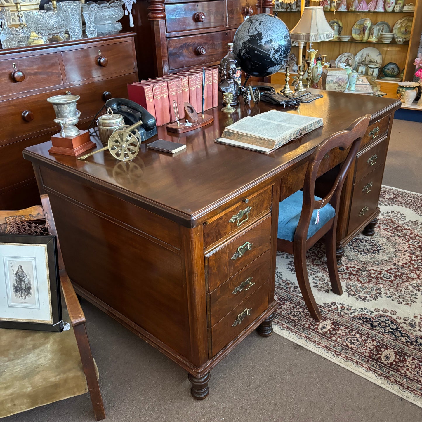 Walnut & Figured Walnut Pedestal Desk with Brass Handles & Pull-Out Slides