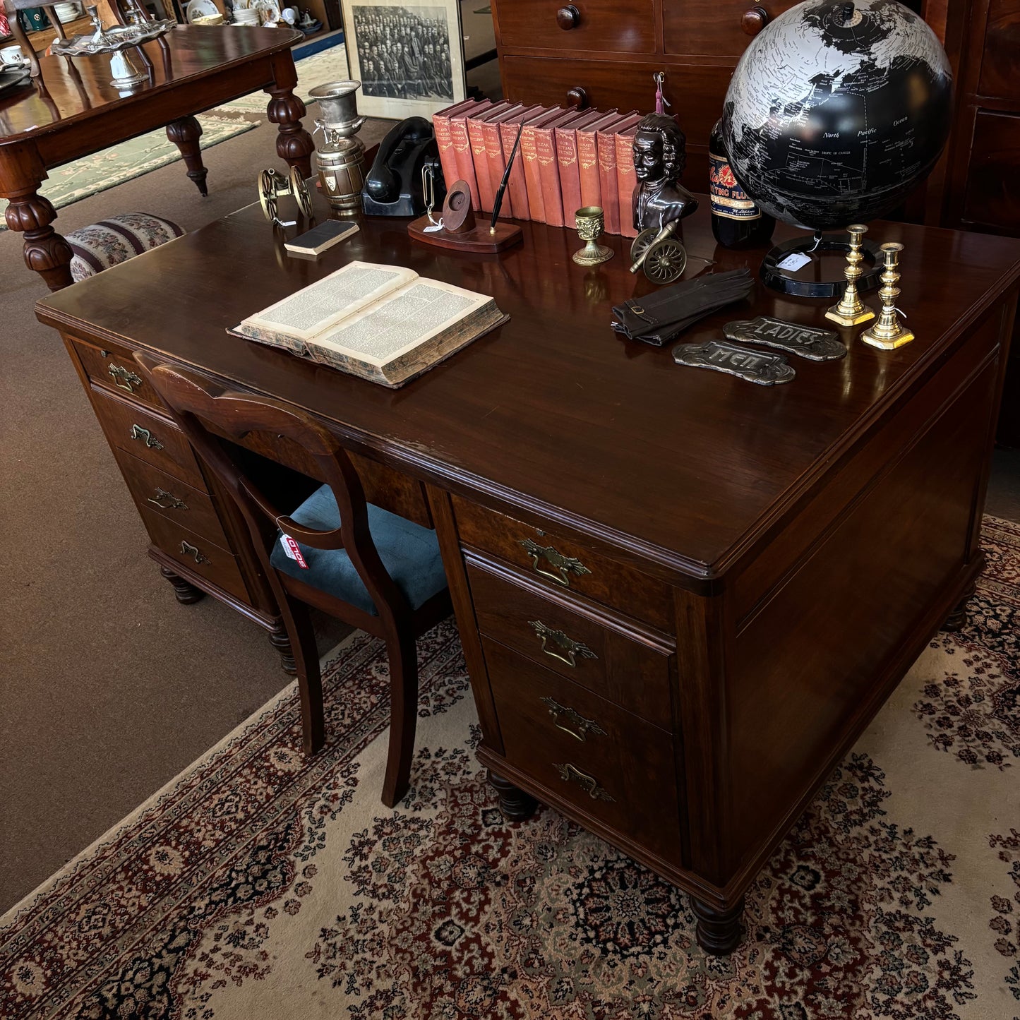 Walnut & Figured Walnut Pedestal Desk with Brass Handles & Pull-Out Slides