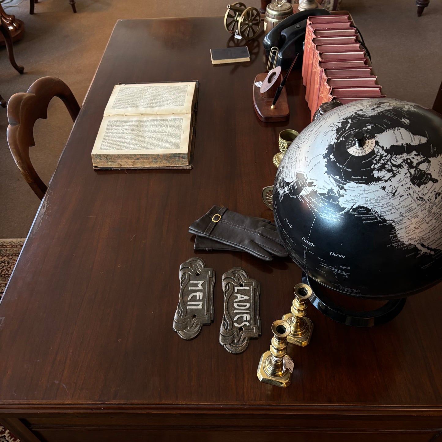 Walnut & Figured Walnut Pedestal Desk with Brass Handles & Pull-Out Slides