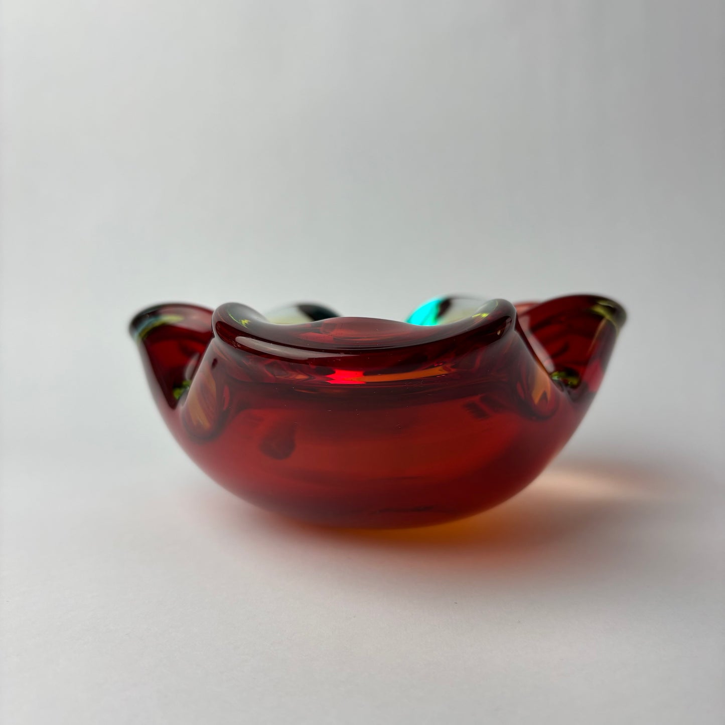 Mid-Century Art Glass Freeform Bowl – Ruby & Amber Sommerso Style