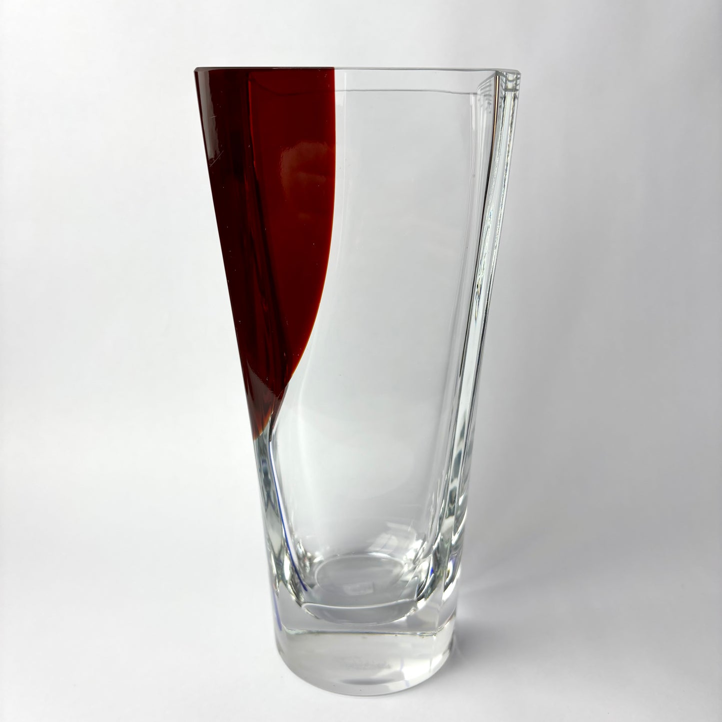 Modern Studio Art Glass Vase — Sculptural Clear & Ox-Blood Design