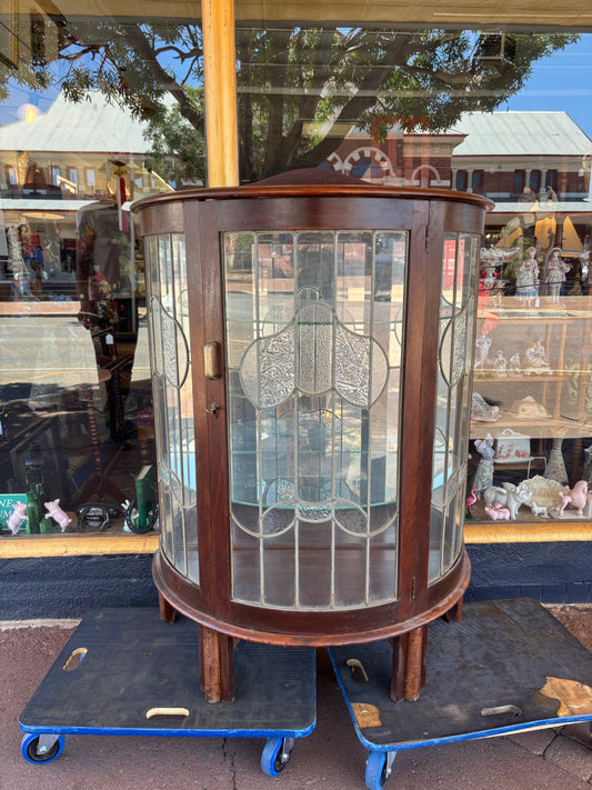 Restorable Art Deco leadlight display case
