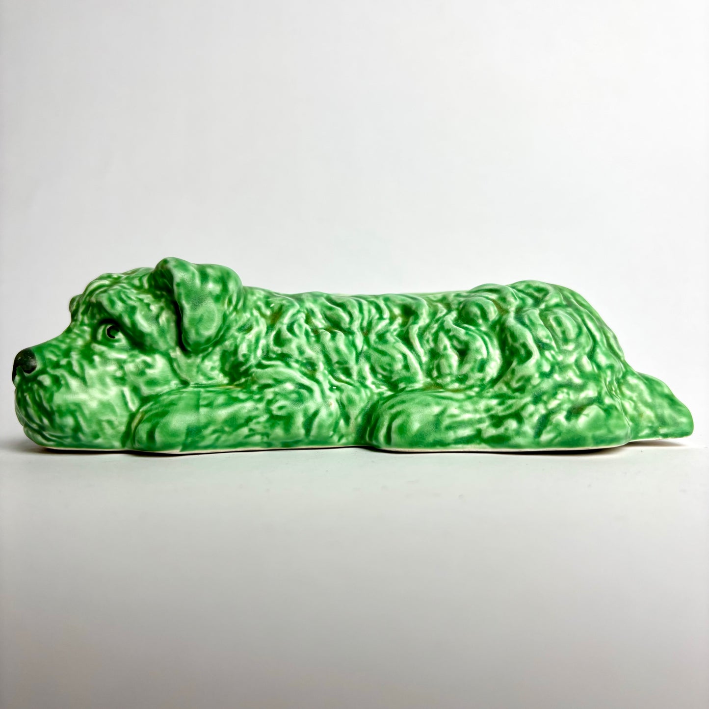 Sylvac Dog Trough Vase — Model 2024