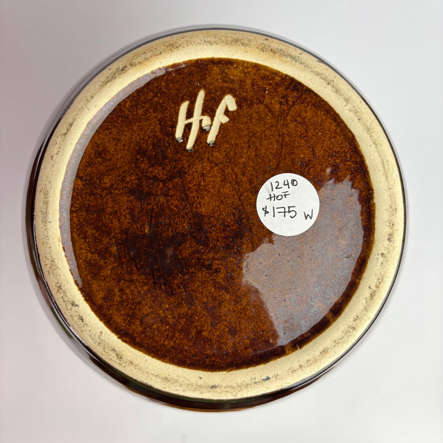 Höf Pottery LargHöf Pottery Large 33cm Vase – Drip Glaze – Western Australia Studio Ceramice Bottle Vase – 33cm – Olive & Chocolate – Western Australia Studio Ceramic (Copy)