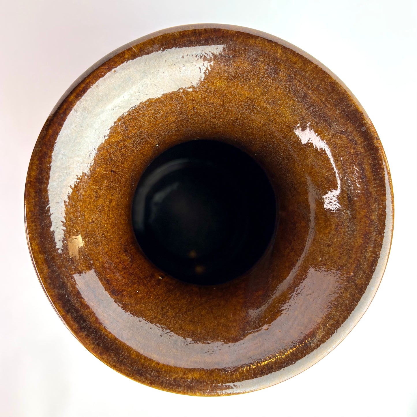 Höf Pottery Large Vase – 33cm – Honey & Iron Glaze – Western Australia Studio Ceramic