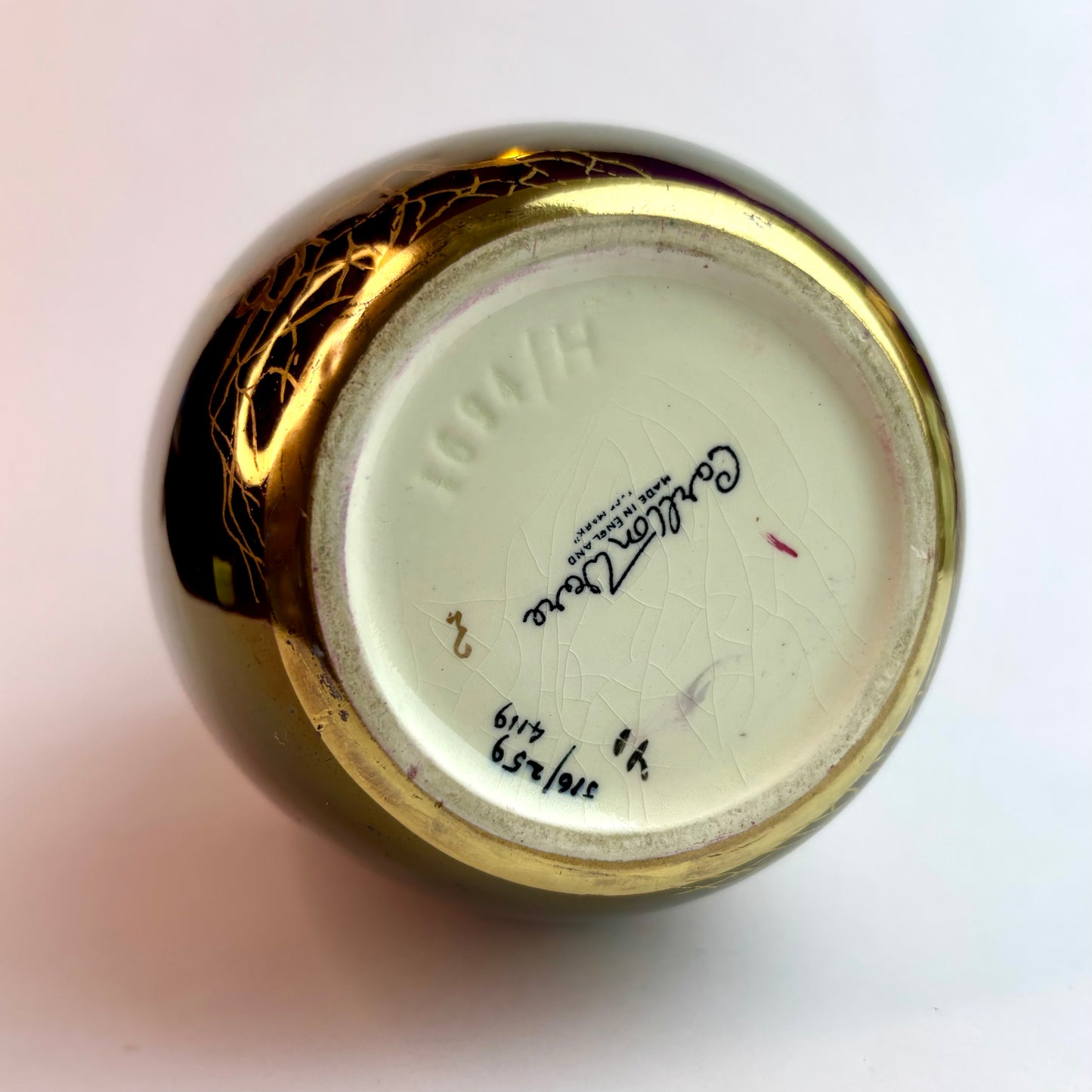 Carlton Ware Twin-Handled Lustre Vase – Exotic Bird & Willow Design, England c.1920s–30s