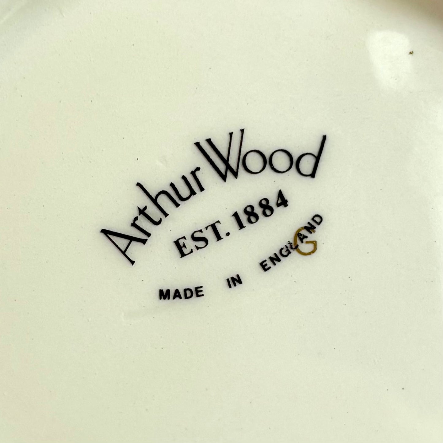 Arthur Wood “Fat Boy” Teapot with Red Lid – Made in England