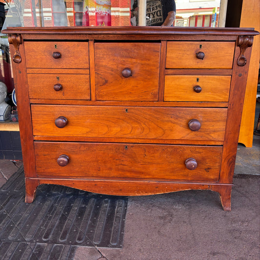 Antique Victorian mahogany chest of drawers