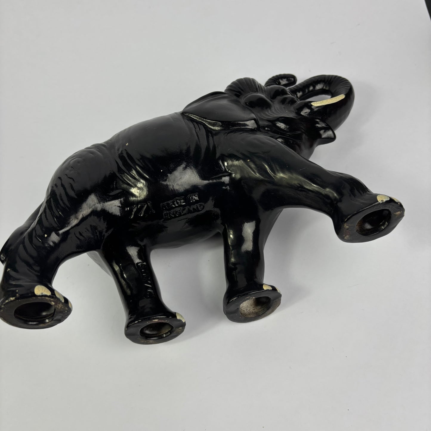 Pair of Vintage SylvaC Black Elephant Figurines No. 77 – Made in England