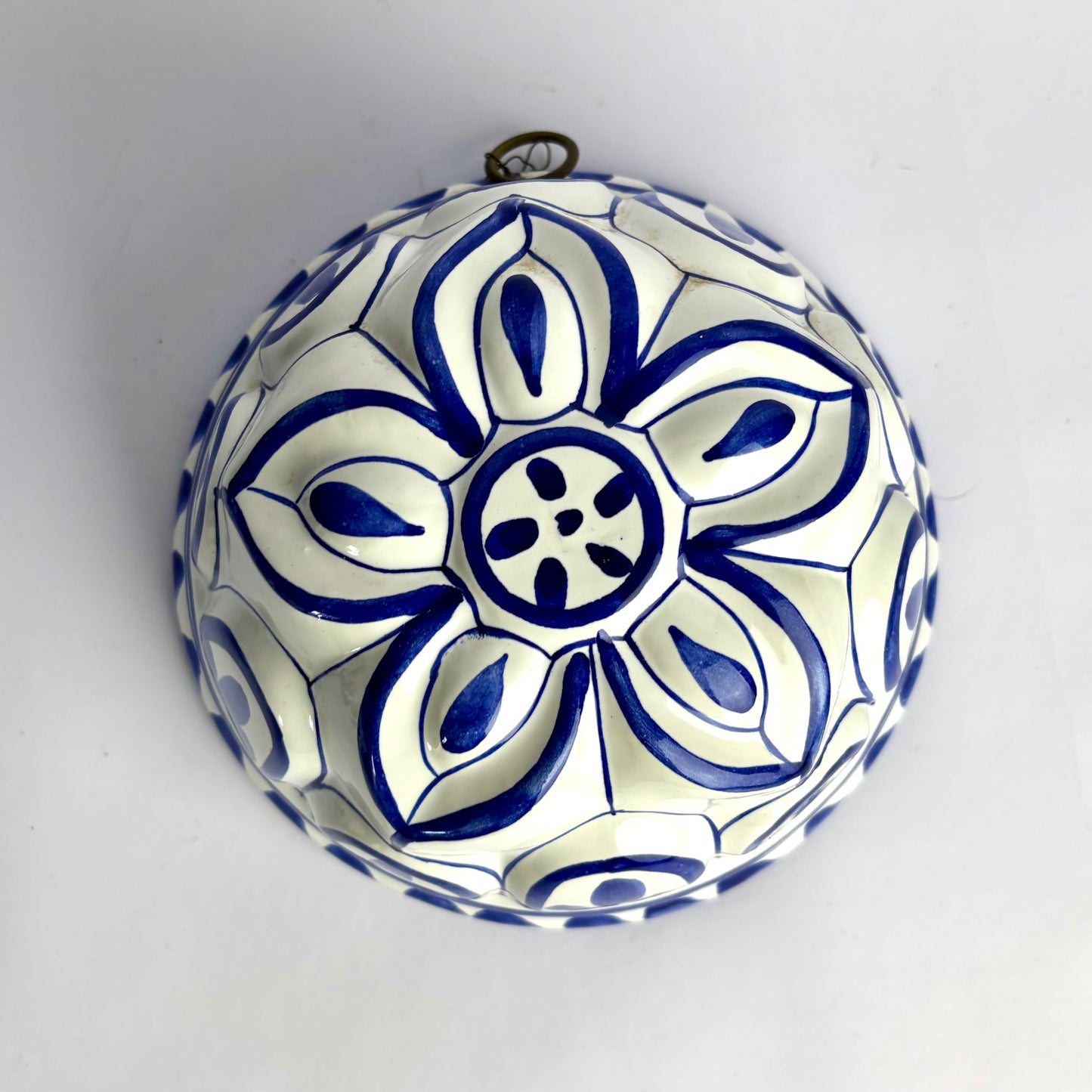 Vintage Blue & White Hand-Painted Wall Bowl – Mediterranean Ceramic Hanging Plate