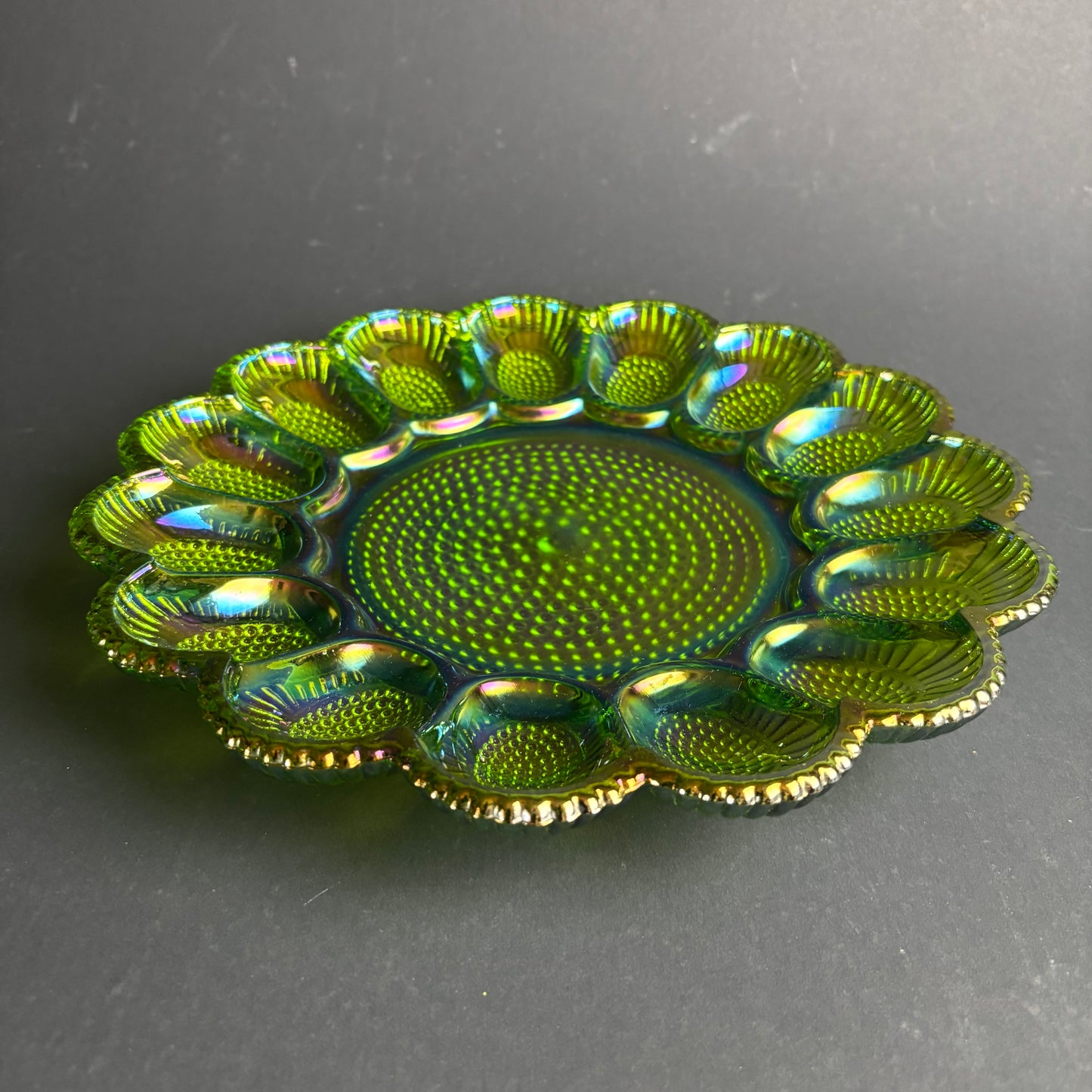 Antique Green Carnival Glass Deviled Egg Plate – Daisy & Button Pattern – Iridescent Glass – c.1910–1930
