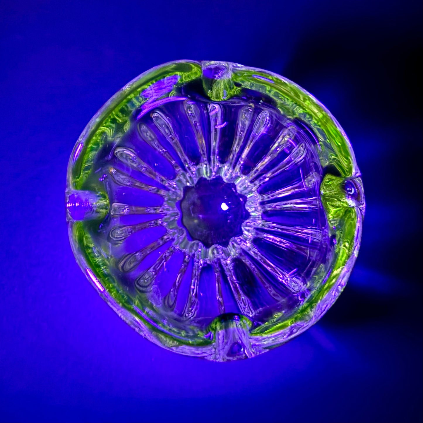 Art Deco Uranium Glass Bowl – Vaseline Glass – Czech Bohemian Pressed Glass – UV Reactive