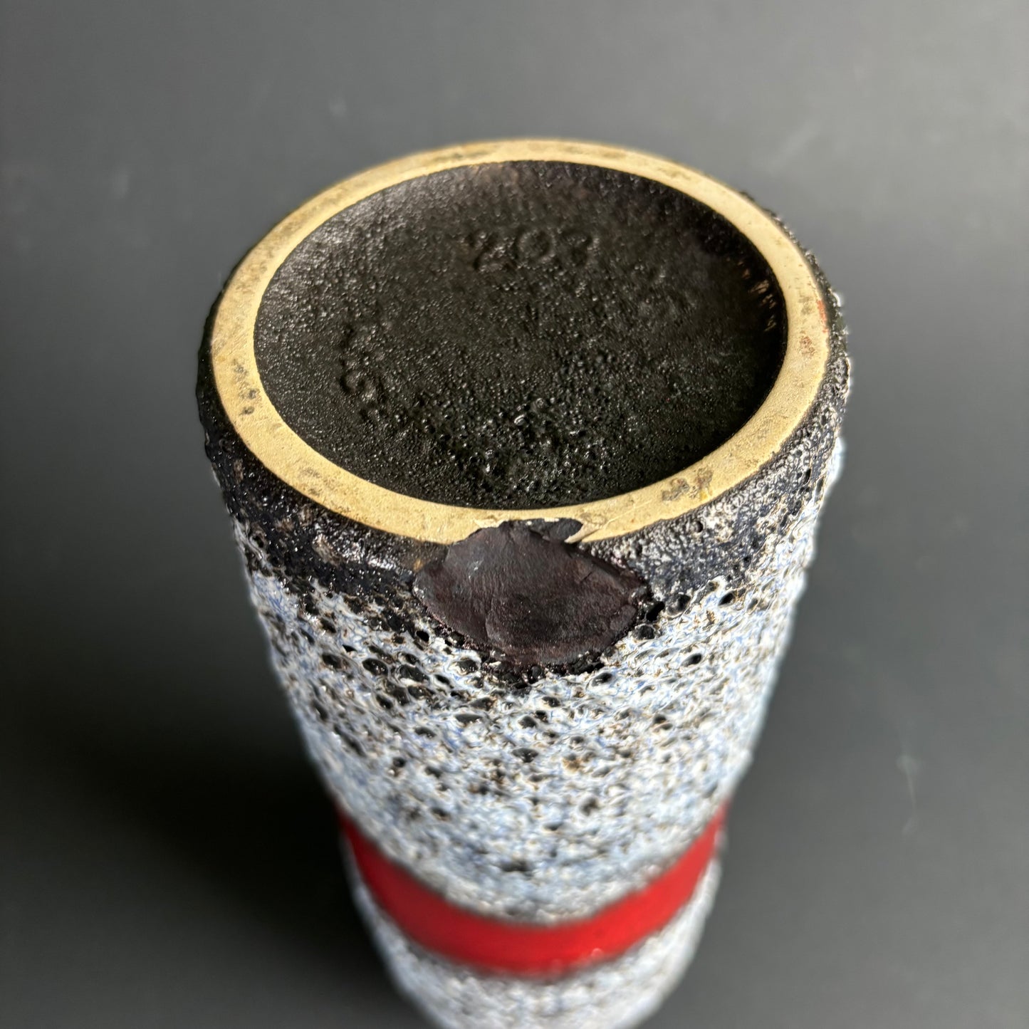 Scheurich Keramik West German Fat Lava Vase – Model 702-30 – Red Lava Band – 30 cm Mid Century Pottery