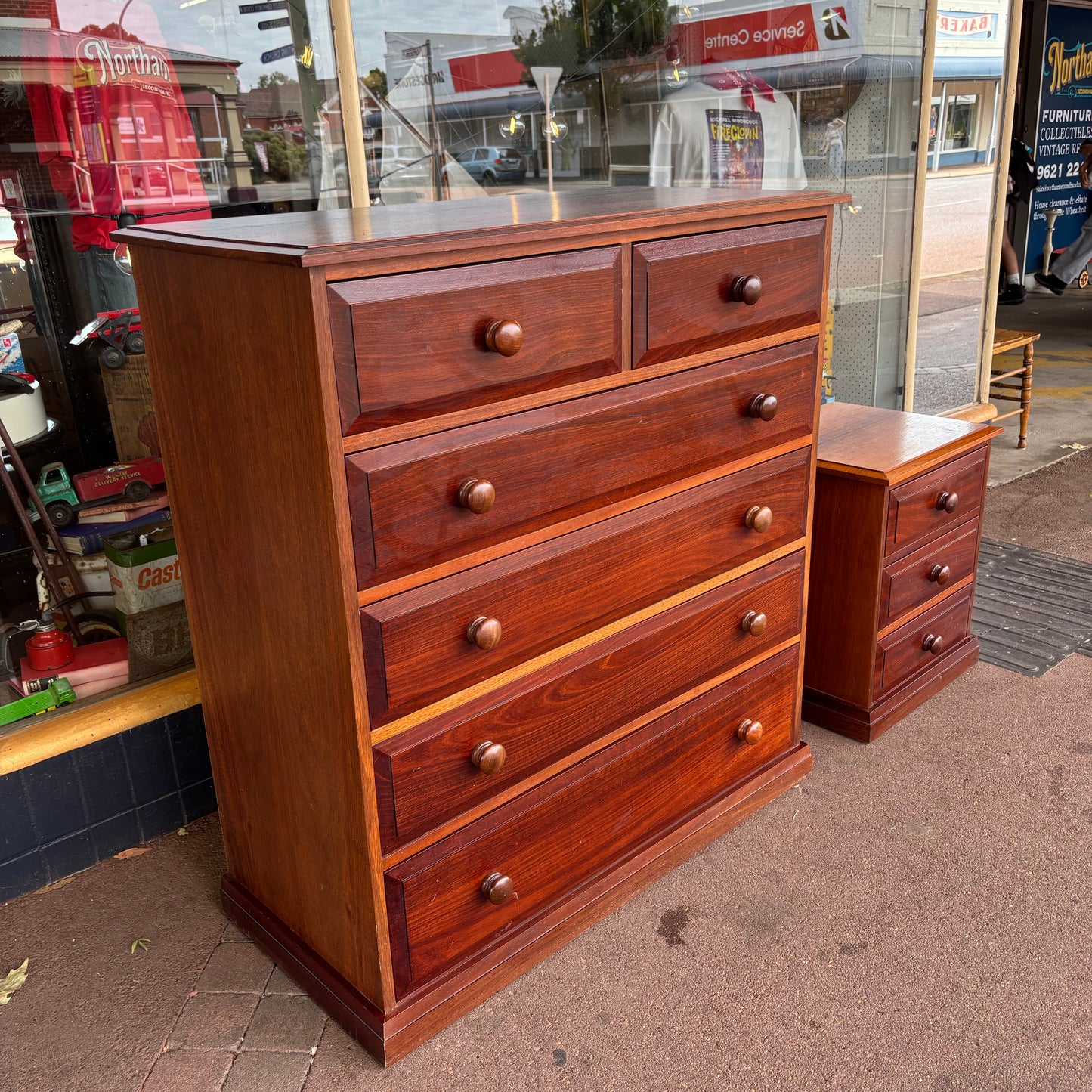 Solid Jarrah Chest of Drawers & Matching Bedside – Australian Made Timber Bedroom Suite
