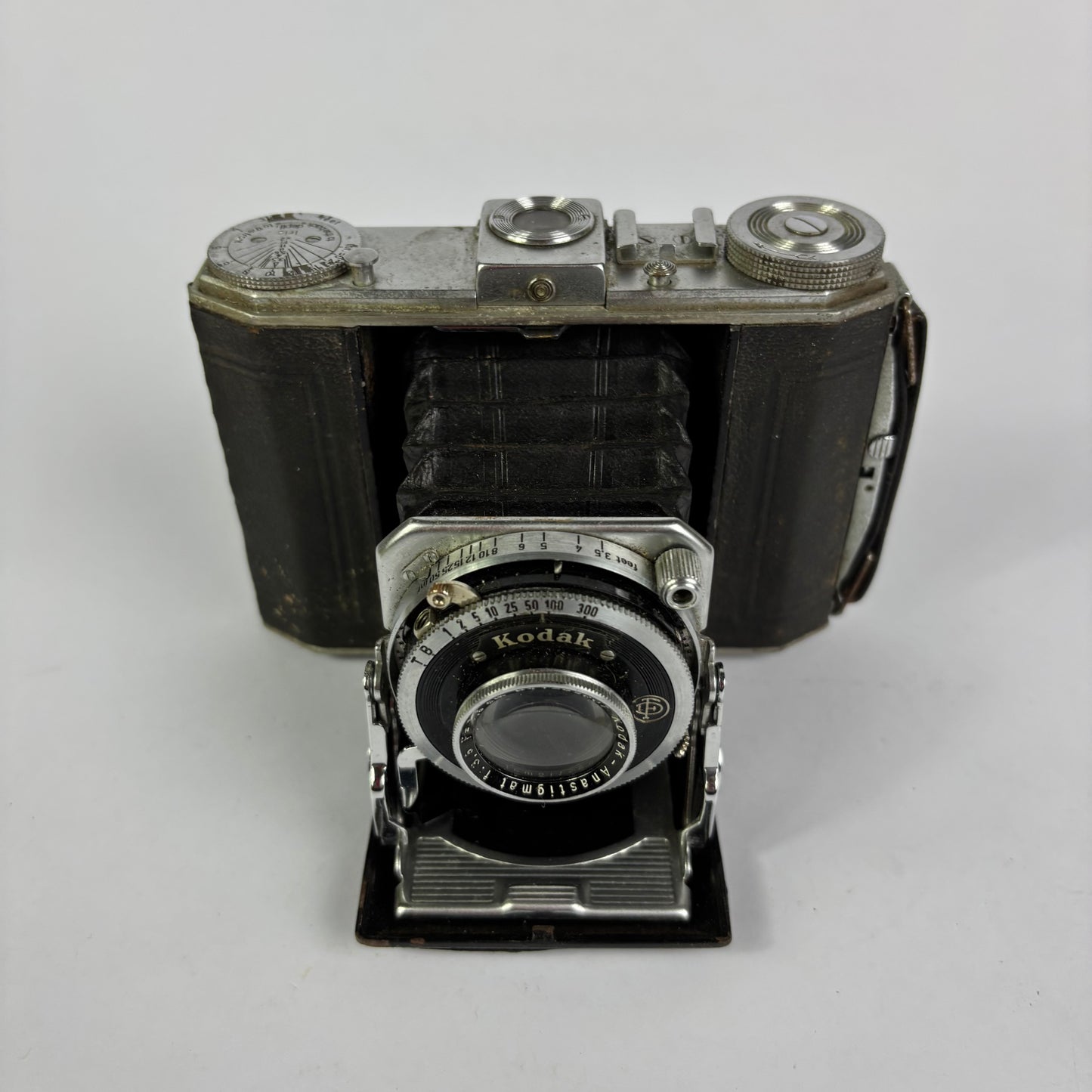 Kodak Six-20 Folding Camera with Kodak Anastigmat Lens & Original Ever Ready Case
