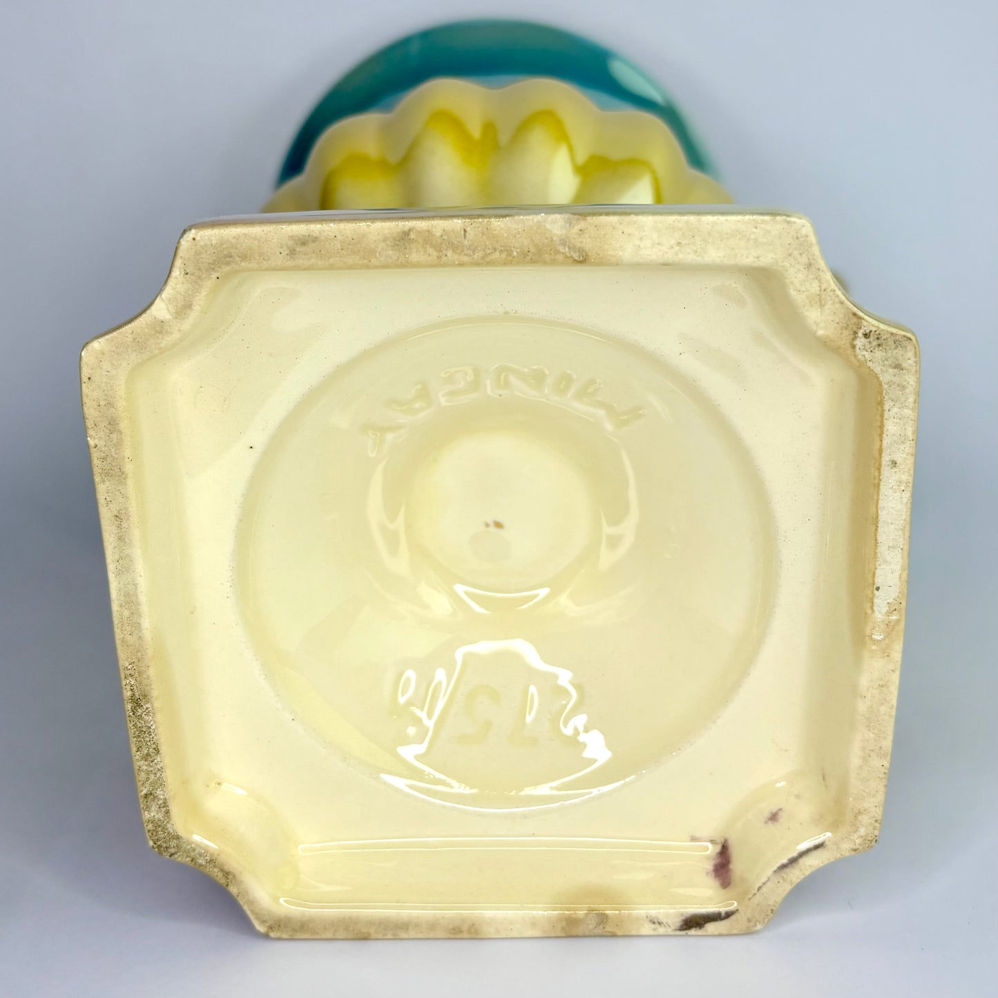 Kalmar Pottery Australia – Large Lustre Glaze Urn Vase (Shape 75, c.1950s)