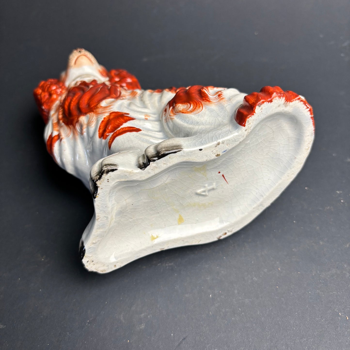 Staffordshire Style Spaniel Figurine – Antique Style Red & White Ceramic Dog (19.5cm)